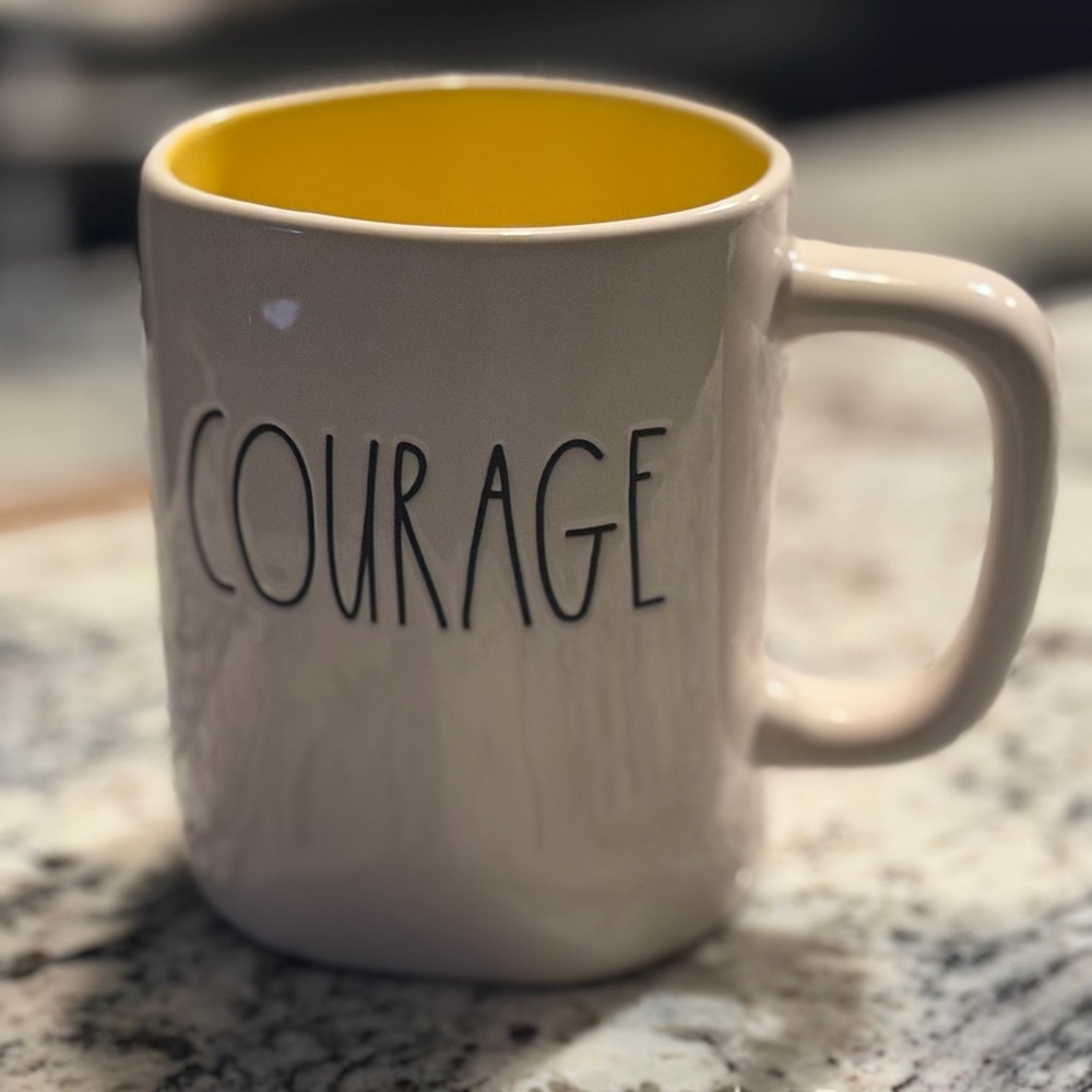 Rae Dunn Wizard of Oz Courage Cowardly Lion Mug